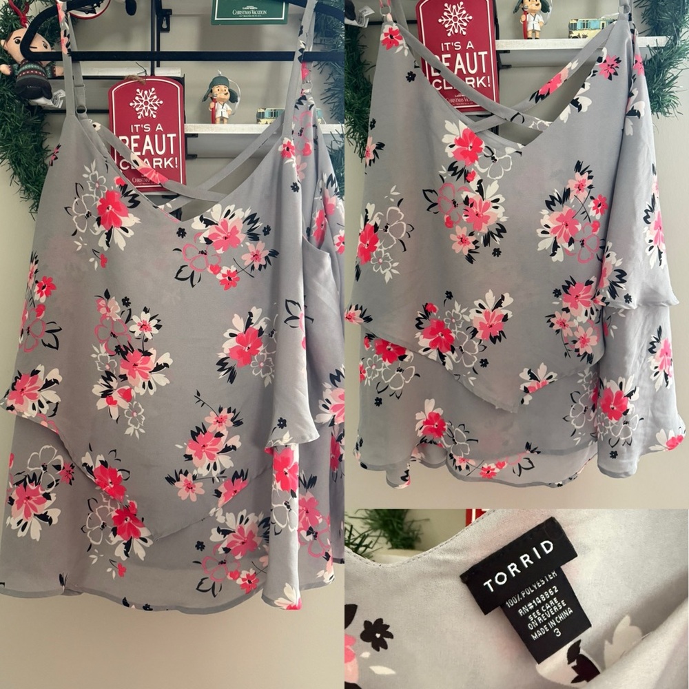 Torrid 3 Pink and White Floral Gray Blouse